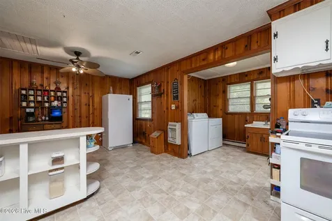 108 South Street Bayboro NC 28515