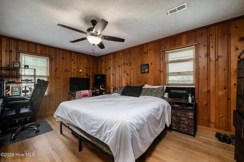 108 South Street Bayboro NC 28515
