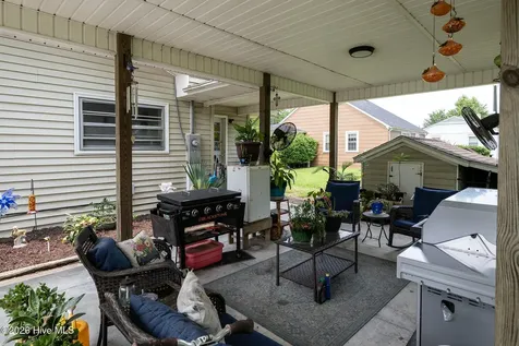 108 South Street Bayboro NC 28515