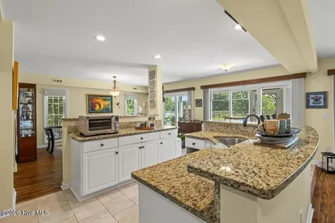 148 E Ivybridge Drive Hubert NC 28539