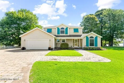 148 E Ivybridge Drive Hubert NC 28539