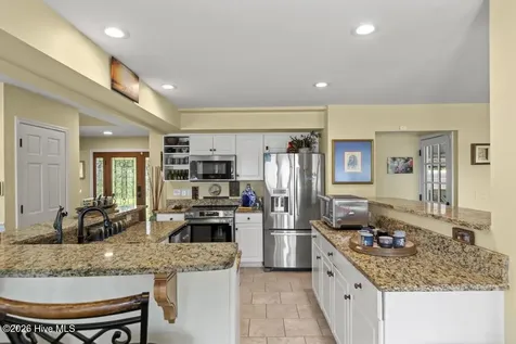 148 E Ivybridge Drive Hubert NC 28539