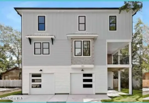 907 Fourth Street S Carolina Beach NC 28428