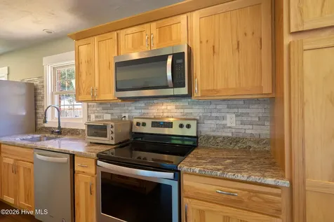 685 Edens Lane Hampstead NC 28443