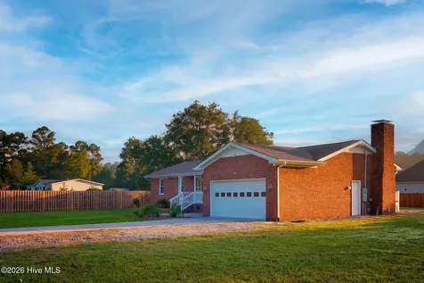 685 Edens Lane Hampstead NC 28443