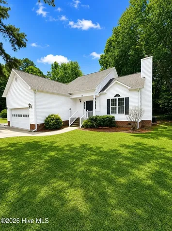 546 Keagan Way Grimesland NC 27837