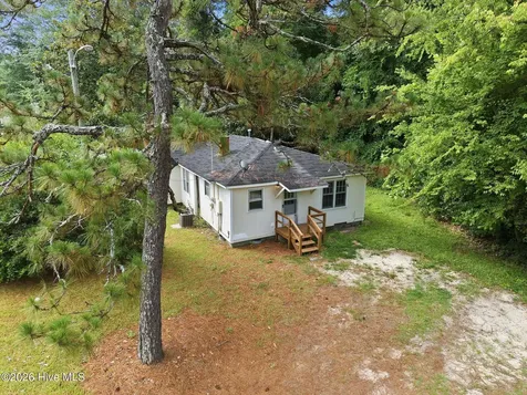 400 S Hardin Street Southern Pines NC 28387