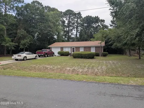 221 Seminole Trail Wilmington NC 28409