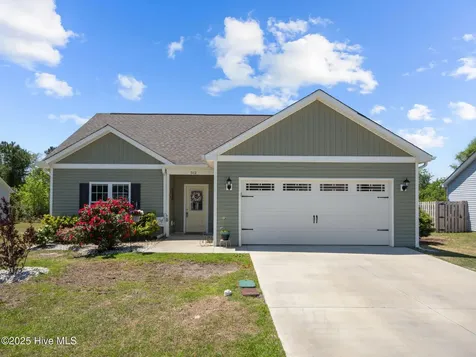 512 Hazelwood Drive Holly Ridge NC 28445