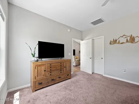 512 Hazelwood Drive Holly Ridge NC 28445