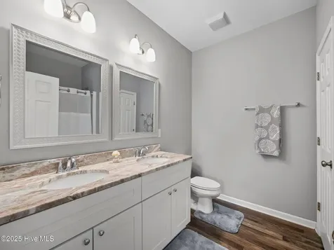 512 Hazelwood Drive Holly Ridge NC 28445