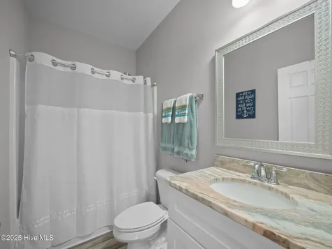 512 Hazelwood Drive Holly Ridge NC 28445