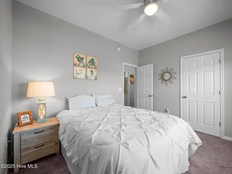 512 Hazelwood Drive Holly Ridge NC 28445