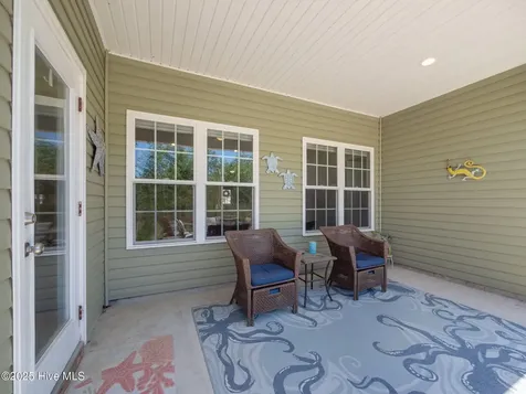 512 Hazelwood Drive Holly Ridge NC 28445