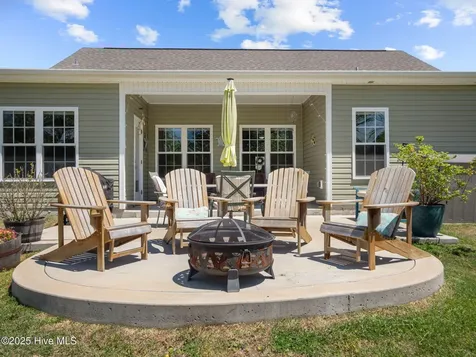 512 Hazelwood Drive Holly Ridge NC 28445