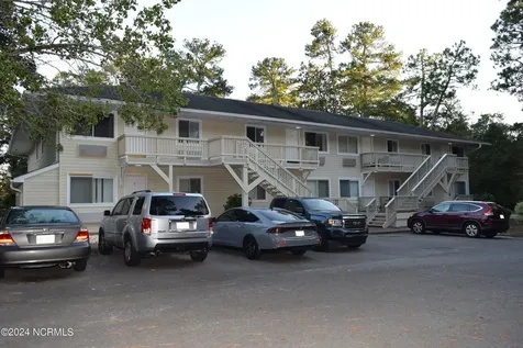 15 Mclean Road Pinehurst NC 28374