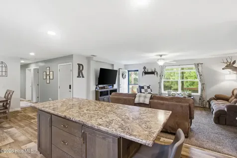305 Tropical Trail Beaufort NC 28516