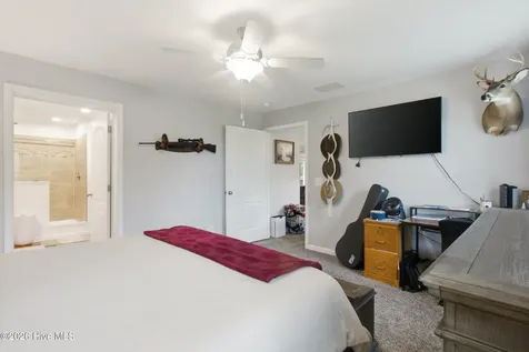 305 Tropical Trail Beaufort NC 28516