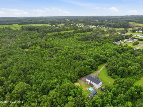 305 Tropical Trail Beaufort NC 28516
