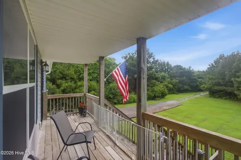 305 Tropical Trail Beaufort NC 28516