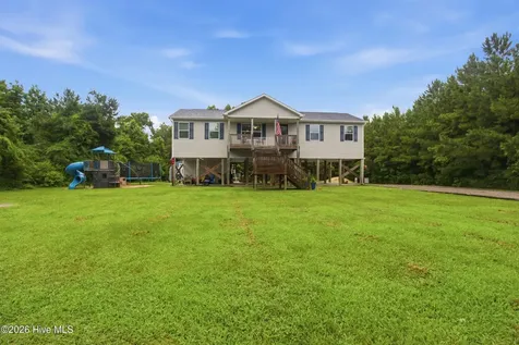305 Tropical Trail Beaufort NC 28516