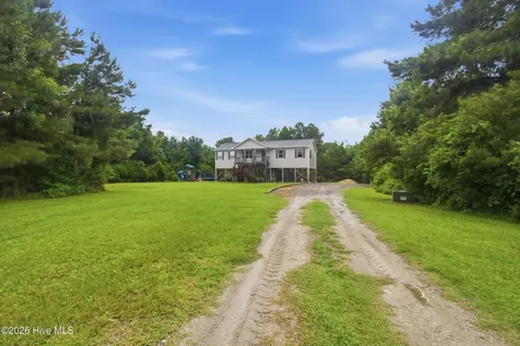 305 Tropical Trail Beaufort NC 28516