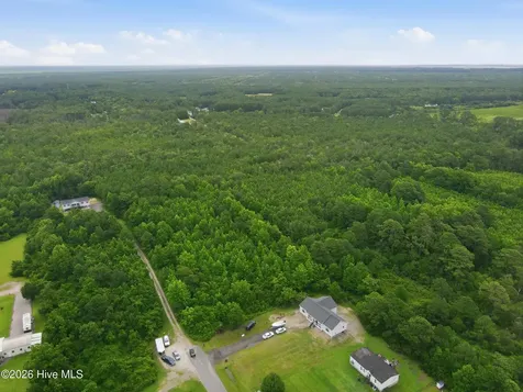 305 Tropical Trail Beaufort NC 28516