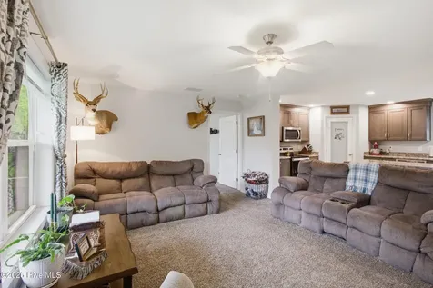 305 Tropical Trail Beaufort NC 28516