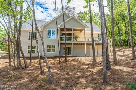 118 Berkshire Court Seven Lakes NC 27376