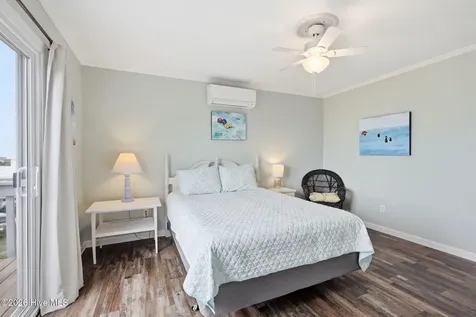 1116 E Fort Macon Road Atlantic Beach NC 28512