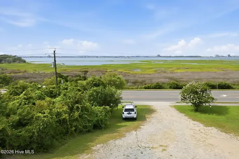 1116 E Fort Macon Road Atlantic Beach NC 28512