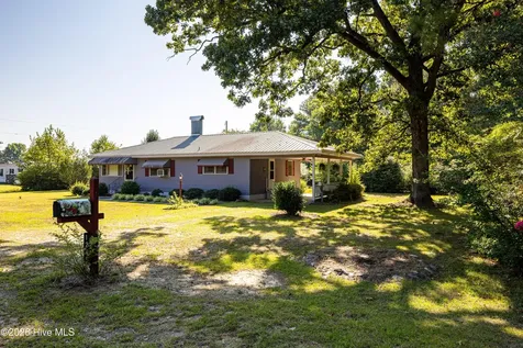 1249 Fann School Road Salemburg NC 28385