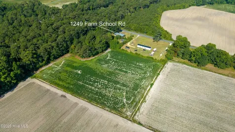 1249 Fann School Road Salemburg NC 28385