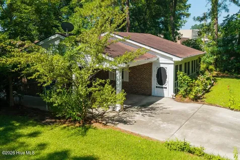 505 South Street Bayboro NC 28515