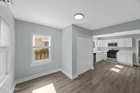 2105 Barnett Avenue Wilmington NC 28403