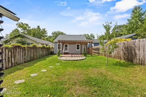 2105 Barnett Avenue Wilmington NC 28403
