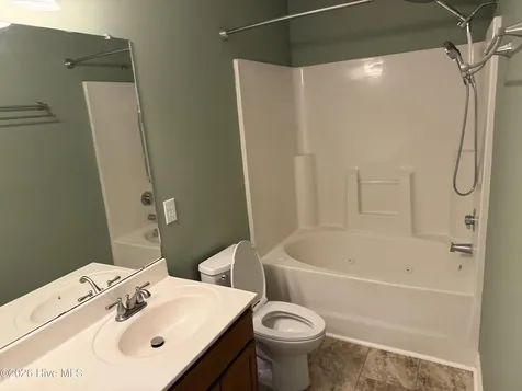 136 Annie Road Richlands NC 28574