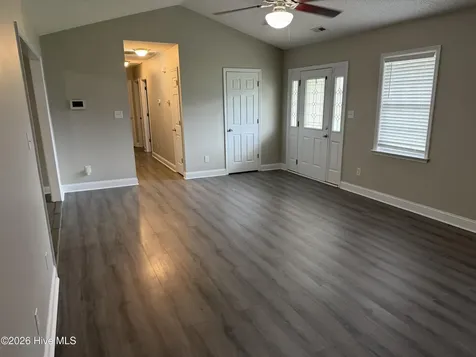 136 Annie Road Richlands NC 28574