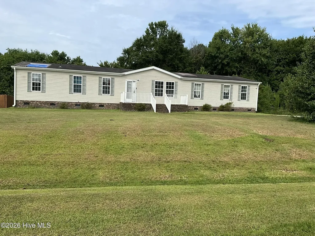 102 Cypress Knee Drive Richlands NC 28574