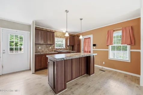 172 Gray Squirrel Lane Newport NC 28570