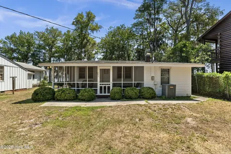 123 Clinton Road White Lake NC 28337
