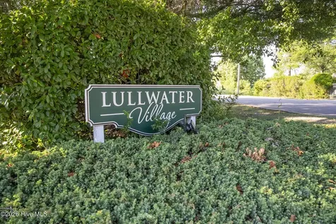 137 Lullwater Drive Wilmington NC 28403