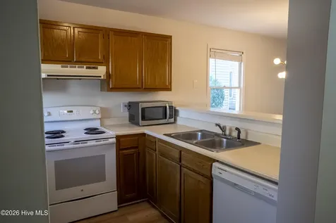 137 Lullwater Drive Wilmington NC 28403
