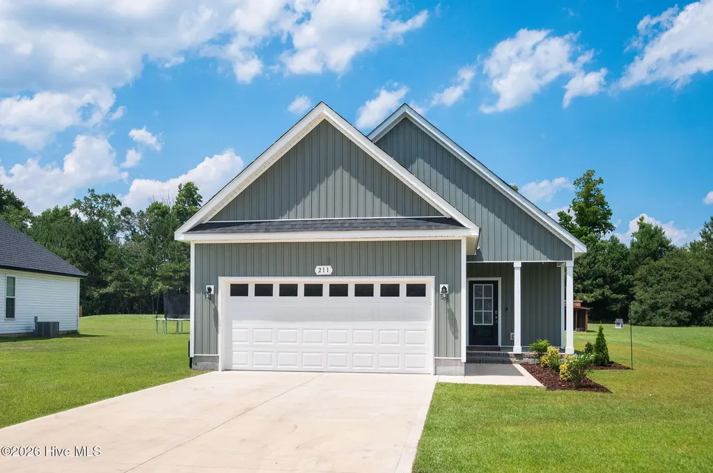 211 Deer Haven Drive Richlands NC 28574