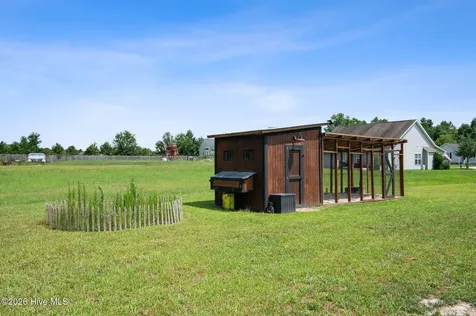 211 Deer Haven Drive Richlands NC 28574