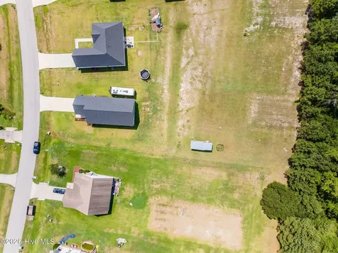 211 Deer Haven Drive Richlands NC 28574