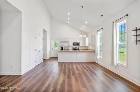 211 Deer Haven Drive Richlands NC 28574