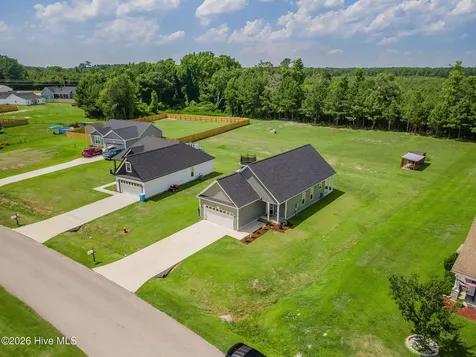 211 Deer Haven Drive Richlands NC 28574