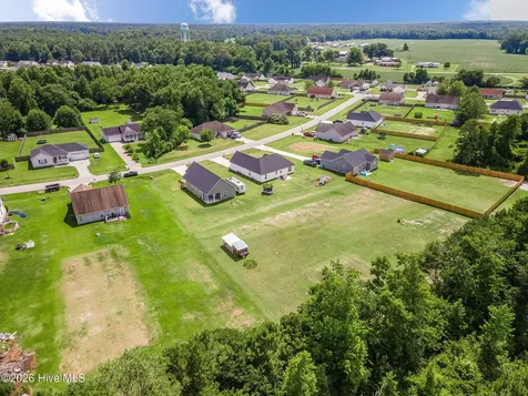 211 Deer Haven Drive Richlands NC 28574