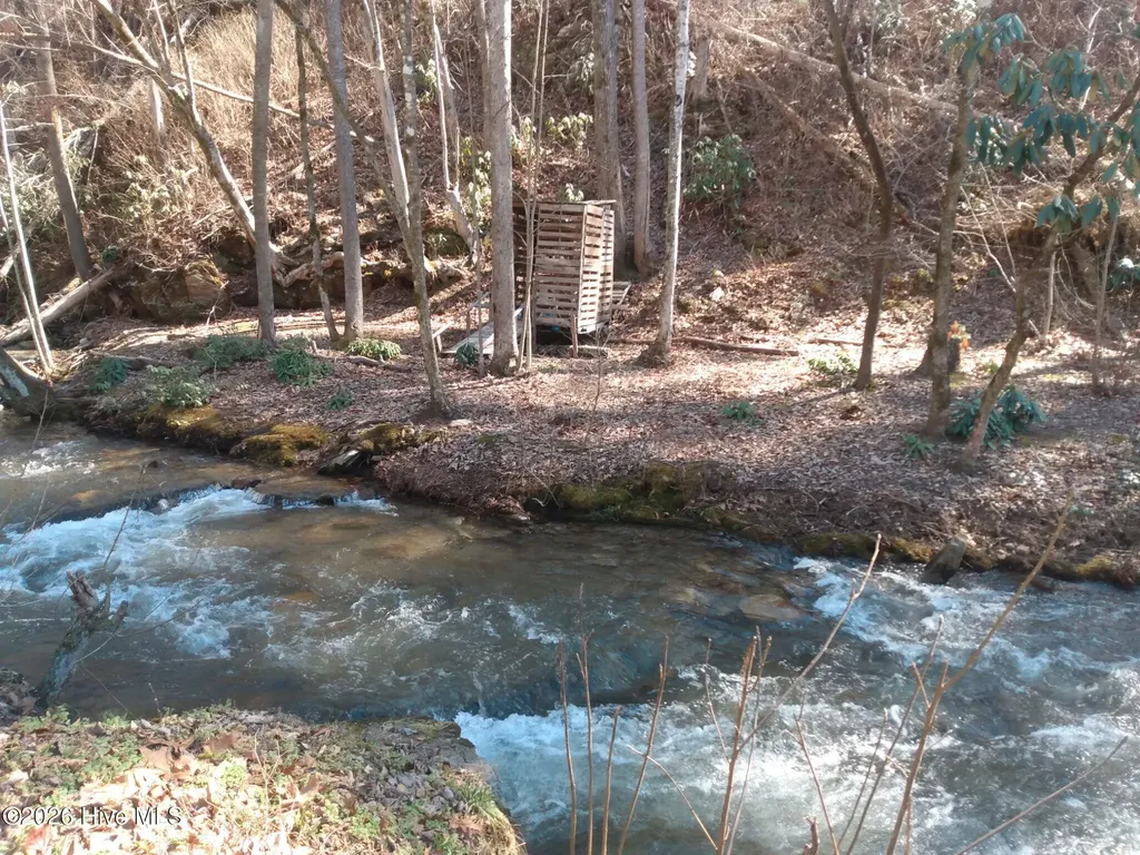 1412 Dicks Creek Road Sylva NC 28779